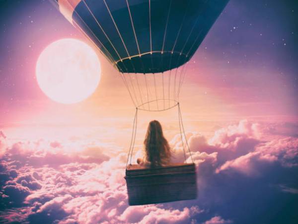 Day Dream Carried&nbsp;Away